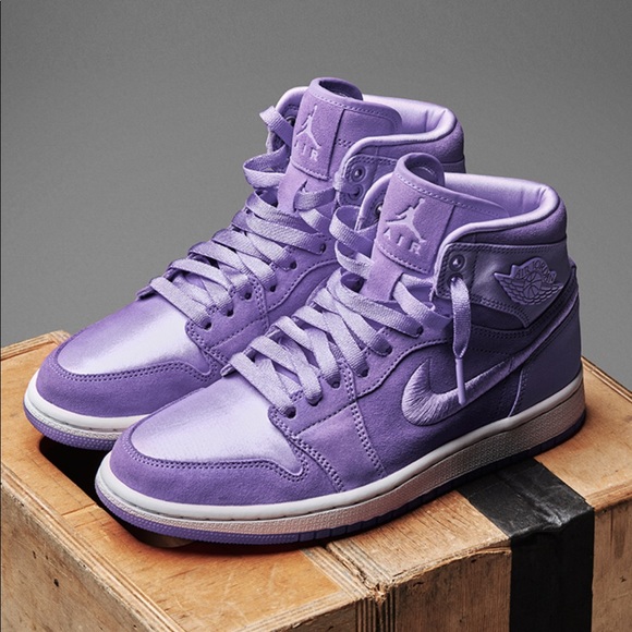 Air Jordan retro 1s women’s various sizes - Picture 2 of 2